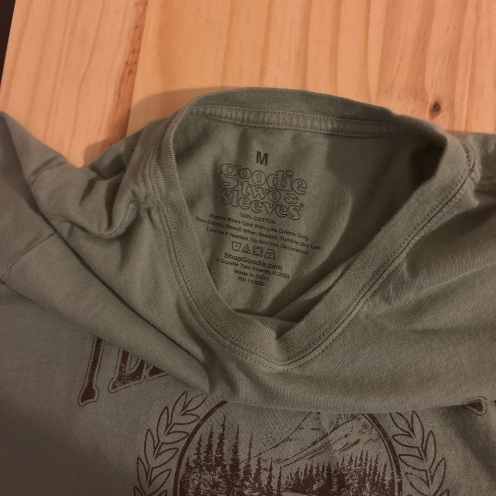 Green Yellowstone Kids T-Shirt - Picture 2 of 3